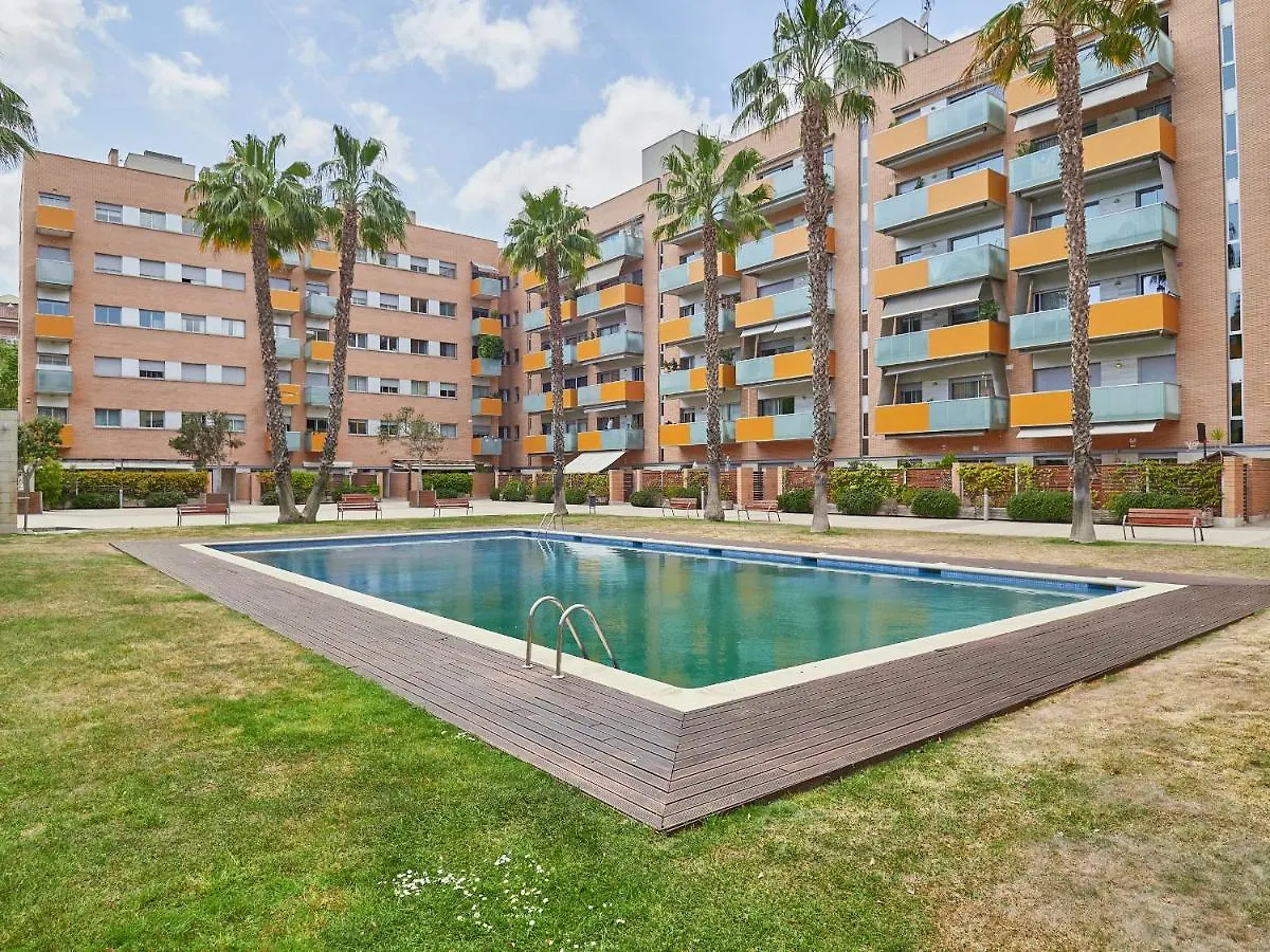 Vila Olimpica Pool Suites Barcelona Apartment