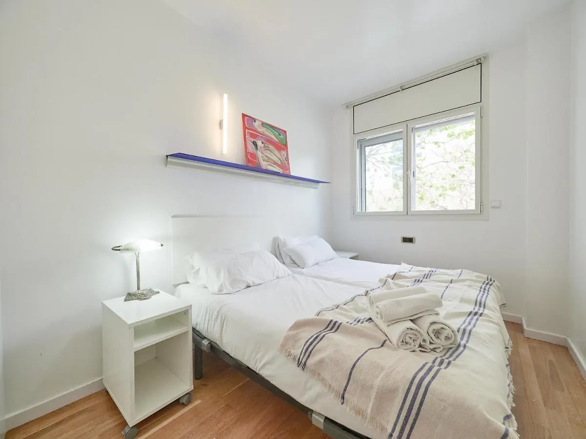 Vila Olimpica Pool Suites Barcelona Apartment