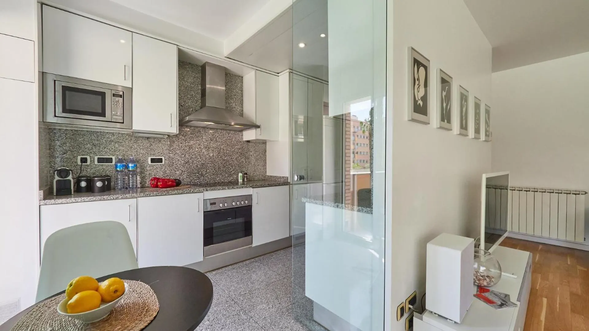 Vila Olimpica Pool Suites Barcelona 0*,