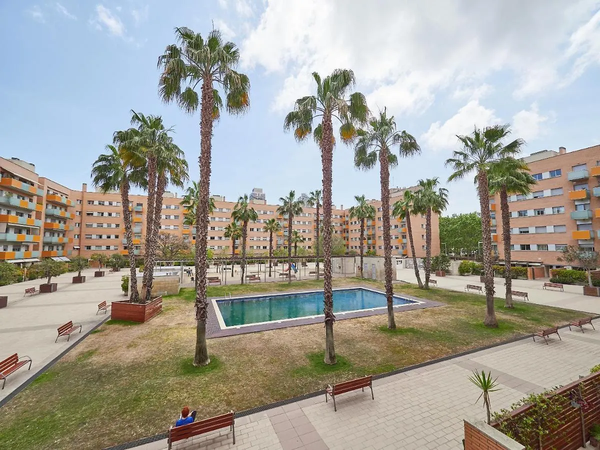 Vila Olimpica Pool Suites Barcelona Apartment