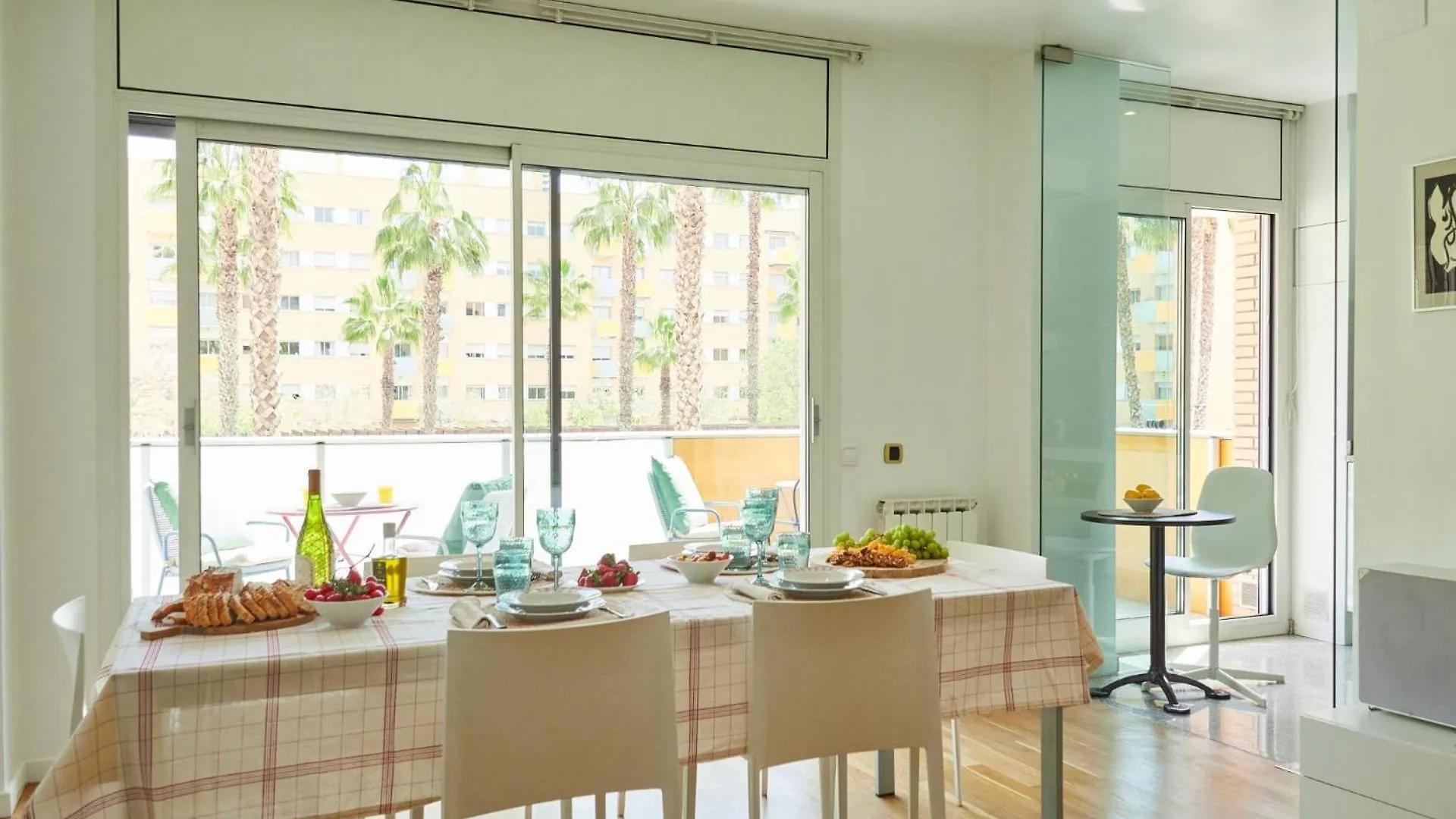 Vila Olimpica Pool Suites Barcelona Apartment